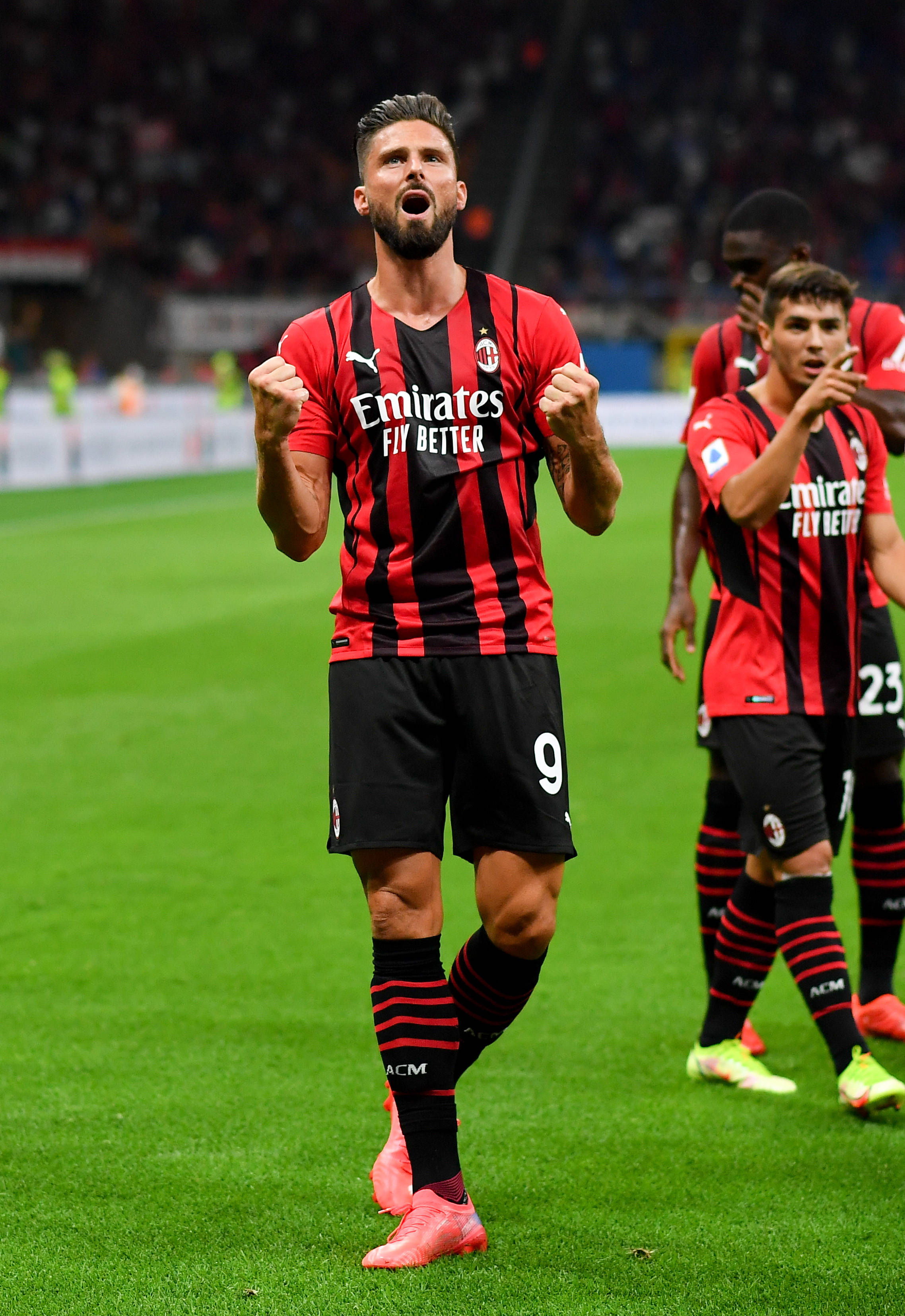 少一人的切尔西让阿森纳犯难，英超争冠从来不乏拼桌的