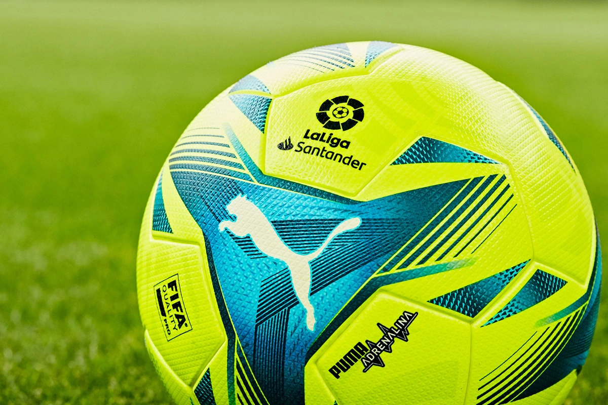 记者：本届世界杯将有半场球员和教练采访，赛前两天开发布会