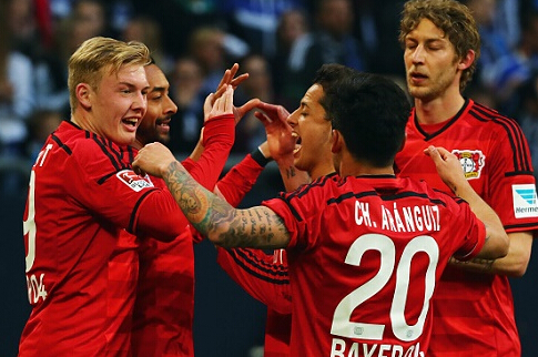 快船末节防守稳定，数据表现突出（快船末节防线稳固，数据抢眼）