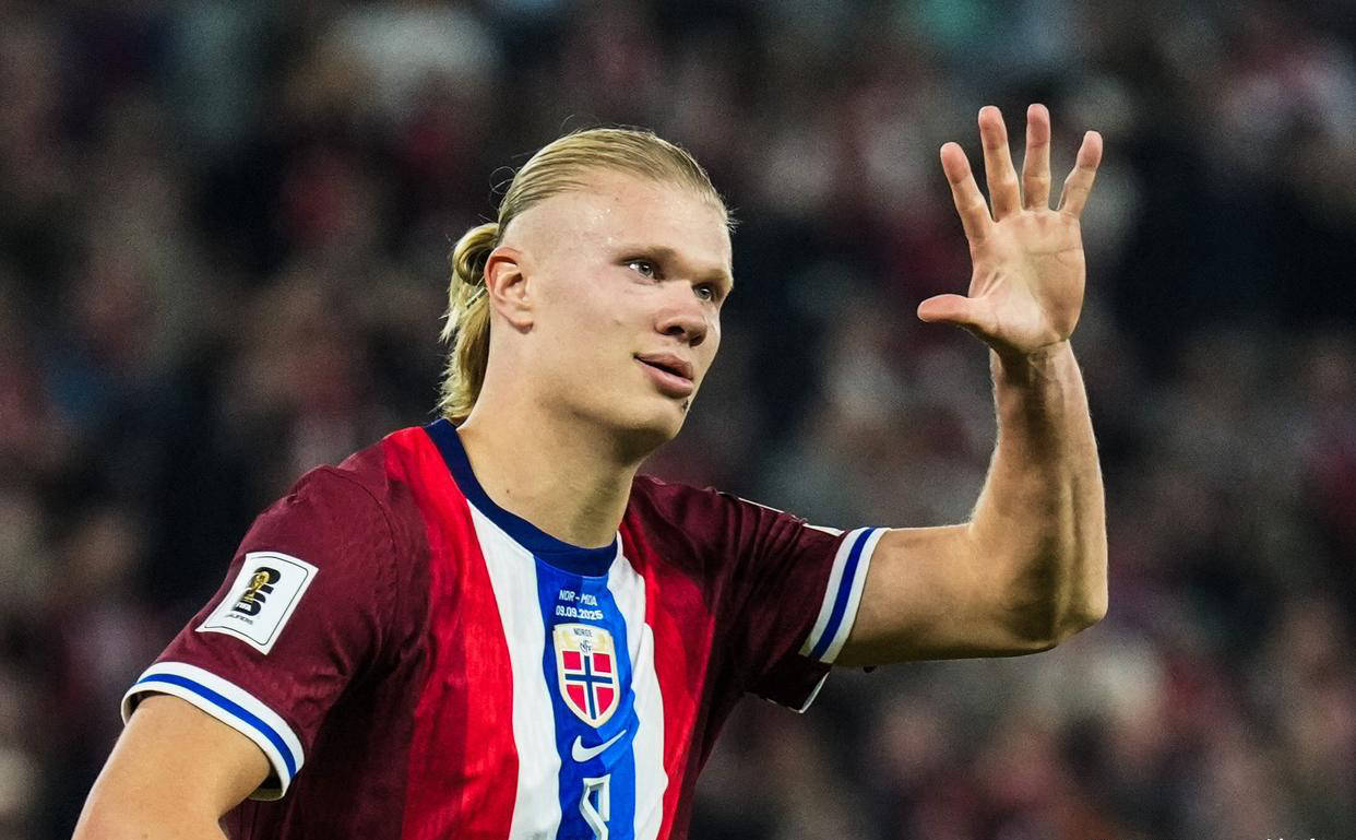 武磊官博：我们的心里，7号始终在场（武磊官博：在我们心中，7号从未缺席）