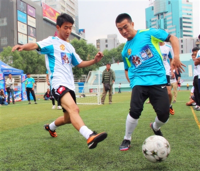 尤文2-0帕福斯，戴维破门+失良机，麦肯尼建功，伊尔迪兹助攻（尤文2-0帕福斯：戴维破门仍失良机，麦肯尼进球，伊尔迪兹送助攻）