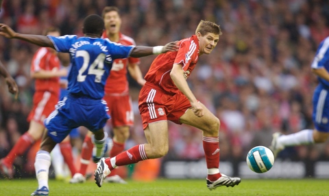 特里：我肯定同意萨拉赫的说法，他已经成为利物浦的替罪羊